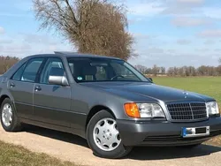 Grau Gebraucht 1991 Mercedes S400 SE Limousine | 14.999 €