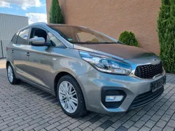 Grau Gebraucht 2019 Kia Carens Van / Kleinbus | 8.990 € (Superpreis)