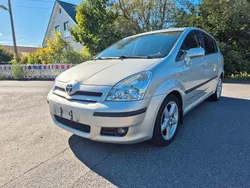Silber Gebraucht 2006 Toyota Corolla Verso Sol Van / Kleinbus | 2.499 € (Guter Preis)