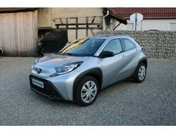 Shimmering silver metallic Gebraucht 2023 Toyota Aygo X X-play SUV | 14.444 € (Fairer Preis)