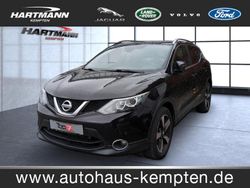 Rot Gebraucht 2017 Nissan Qashqai N-Connecta SUV | 13.450 € (Fairer Preis)