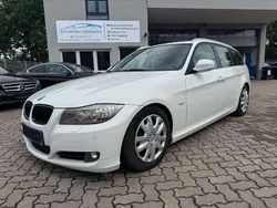 Weiß Gebraucht 2011 BMW 320 Comfort Edition Kombi | 5.190 € (Guter Preis)