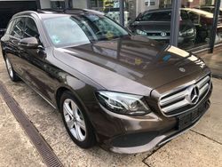 Braun Gebraucht 2017 Mercedes E220 Avantgarde Limousine | 18.500 € (Superpreis)
