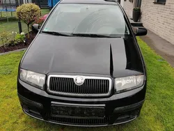 Schwarz Gebraucht 2006 Skoda Fabia Cool Edition Limousine | 900 € (Fairer Preis)