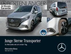 Silber Gebraucht 2024 Mercedes V300 Style Van / Kleinbus | 69.888 €
