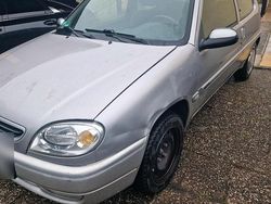 Silber Gebraucht 2001 Citroën Saxo Kleinwagen | 1.000 € (Fairer Preis)