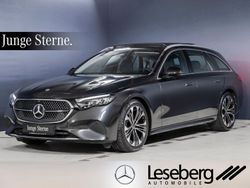 Grau Gebraucht 2024 Mercedes E220 Avantgarde Limousine | 43.740 €