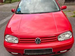 Rot Gebraucht 2003 VW Golf IV Kleinwagen | 1.890 € (Fairer Preis)