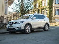 Weiß Gebraucht 2017 Nissan X-Trail Tekna SUV | 15.200 € (Fairer Preis)