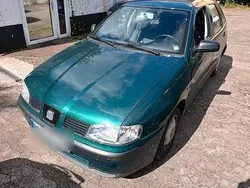 Grün Gebraucht 2001 Seat Ibiza Kleinwagen | 700 € (Guter Preis)