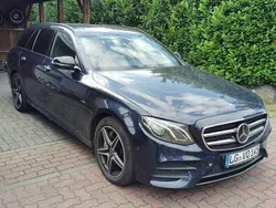 Blau Gebraucht 2019 Mercedes E300 AMG line Kombi | 26.990 € (Fairer Preis)
