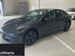 Silber Gebraucht 2022 Tesla Model 3 Limousine | 29.100 € (Fairer Preis)