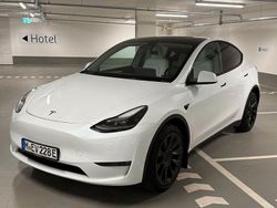 Weiß Gebraucht 2021 Tesla Model Y Long Range AWD SUV | 34.300 € (Teuer)