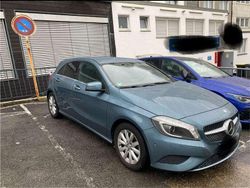 Grün Gebraucht 2014 Mercedes A180 AMG line Limousine | 12.000 € (Fairer Preis)
