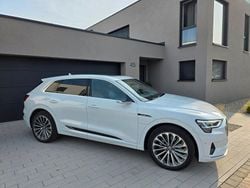 Weiß Gebraucht 2019 Audi e-tron S-Line SUV | 33.900 € (Guter Preis)