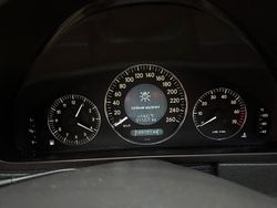 Blau Gebraucht 2003 Mercedes 200 Limousine | 3.500 €