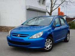 Blau Gebraucht 2005 Peugeot 307 Tendance Limousine | 880 € (Guter Preis)