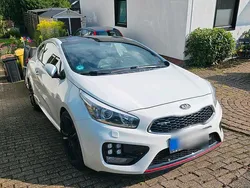 Weiß Gebraucht 2014 Kia Ceed GT Coupé | 11.000 € (Guter Preis)