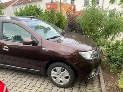 Braun Gebraucht 2017 Dacia Logan MCV Lauréate Kombi | 8.499 € (Fairer Preis)