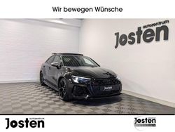 Schwarz (mythosschwarz metallic) Gebraucht 2024 Audi RS3 Sport Kleinwagen | 59.490 € (Guter Preis)