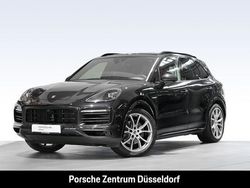 Tiefschwarzmetallic Gebraucht 2021 Porsche Cayenne SUV | 92.900 €