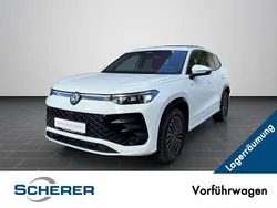 Pure white Gebraucht 2025 VW Tayron R-line SUV | 63.990 € (Etwas zu teuer)