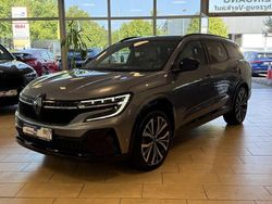 Grau Gebraucht 2024 Renault Espace Iconic Van / Kleinbus | 31.900 €