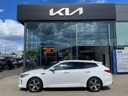 Weiß Gebraucht 2017 Kia Optima GT-Line Limousine | 16.390 € (Teuer)