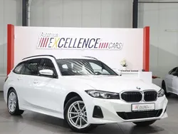 Weiß Gebraucht 2023 BMW 318 Sport Line Kombi | 29.993 € (Guter Preis)