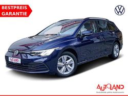 Atlantik blue metallic (metallic) Gebraucht 2022 VW Golf VIII Life Kombi | 22.950 € (Fairer Preis)
