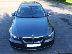 Grau Gebraucht 2006 BMW 318 Kombi | 2.500 € (Guter Preis)
