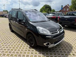 Schwarz Gebraucht 2014 Citroën Berlingo SELECTION Van / Kleinbus | 7.490 € (Guter Preis)