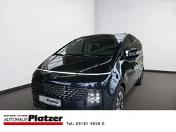 Dunkelblau Gebraucht 2023 Hyundai Staria Signature Van | 48.950 € (Fairer Preis)
