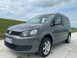Grau Gebraucht 2014 VW Caddy Edition Van / Kleinbus | 7.650 € (Fairer Preis)