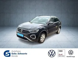 Schwarz Gebraucht 2024 VW T-Roc Goal SUV | 30.520 € (Fairer Preis)