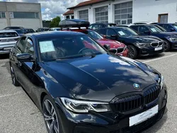 Schwarz Gebraucht 2018 BMW 320 M Sport Limousine | 29.950 € (Teuer)