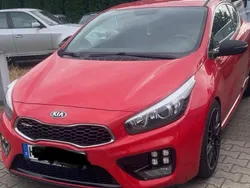 Rot Gebraucht 2014 Kia ProCeed GT Kleinwagen | 10.500 €