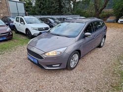 Grau Gebraucht 2015 Ford Focus Kombi | 8.999 € (Fairer Preis)