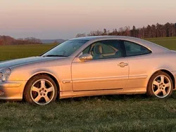 Silber Gebraucht 2000 Mercedes CLK200 Coupé | 3.775 € (Fairer Preis)