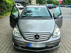 Grau Gebraucht 2004 Mercedes B170 Van / Kleinbus | 4.250 €