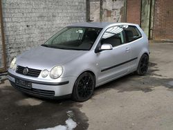 Silber Gebraucht 2003 VW Polo Limousine | 900 € (Guter Preis)