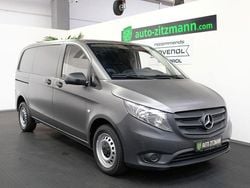 Weiß Gebraucht 2016 Mercedes Vito Van / Kleinbus | 9.490 € (Fairer Preis)