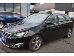 Perlaneraschwarz (metallic) Gebraucht 2016 Peugeot 308 Allure Kombi | 8.990 € (Etwas zu teuer)