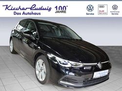 Deep black perleffekt Gebraucht 2022 VW Golf VIII Style Limousine | 25.990 € (Fairer Preis)