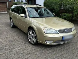 Gold Gebraucht 2006 Ford Mondeo Ghia Kombi | 2.300 € (Fairer Preis)