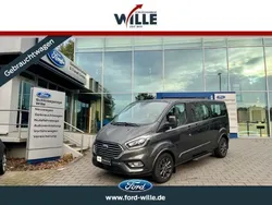 Grau Gebraucht 2023 Ford Tourneo Custom Titanium X Van / Kleinbus | 48.990 € (Fairer Preis)