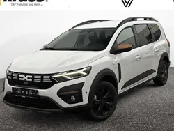 Weiß Neu 2025 Dacia Duster Journey SUV | 23.485 € (Superpreis)