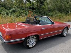 Rot Gebraucht 1985 Mercedes SL280 Cabrio | 20.900 €