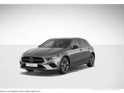 Metalliclack mountaingrau Gebraucht 2024 Mercedes A220 Progressive Limousine | 35.100 € (Fairer Preis)