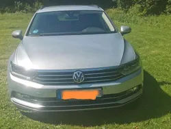 Silber Gebraucht 2016 VW Passat Kombi | 10.900 € (Superpreis)